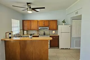 135 Roosevelt Ave, Cocoa Beach, FL 32931 - Photo 5