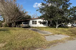 2158 Smathers Cir N, Melbourne, FL 32935 - Photo 3