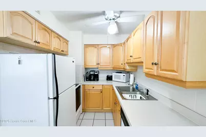 8521 Canaveral Boulevard #6, Cape Canaveral, FL 32920 - Photo 9