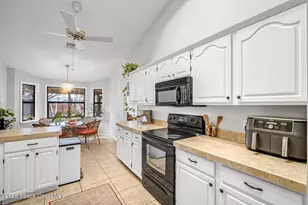 25 Greenwood Ln, Cocoa Beach, FL 32931 - Photo 13