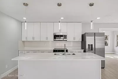 2415 S Fairway Drive, Melbourne, FL 32901 - Photo 3