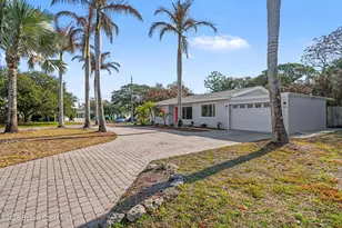 2415 S Fairway Dr, Melbourne, FL 32901 - Photo 7