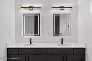 1486 Hayworth Cir NW, Palm Bay, FL 32907 - Photo 31