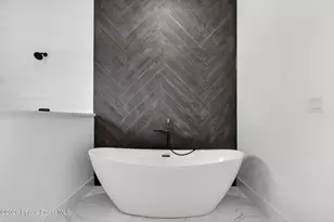 1486 Hayworth Cir NW, Palm Bay, FL 32907 - Photo 33