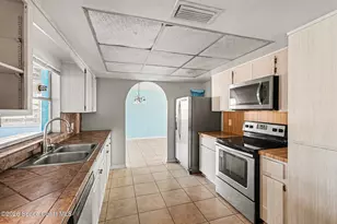 358 Desoto Pkwy, Satellite Beach, FL 32937 - Photo 9