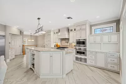 8985 Highway A1A, Melbourne Beach, FL 32951 - Photo 23