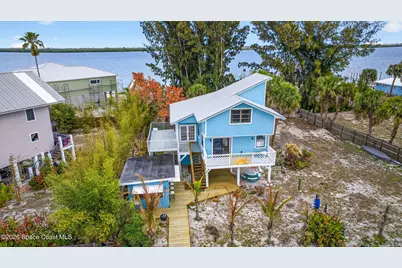 51 Vip Island #B, Grant-Valkaria, FL 32949 - Photo 5