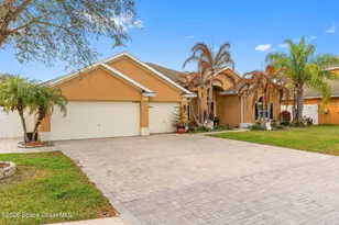 273 Wading Bird Cir SW, Palm Bay, FL 32908 - Photo 3