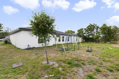 85 W Towne Place, Titusville, FL 32796 - Photo 11