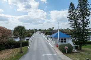 650 Loggerhead Island Dr, Satellite Beach, FL 32937 - Photo 89