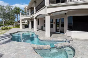 650 Loggerhead Island Dr, Satellite Beach, FL 32937 - Photo 11