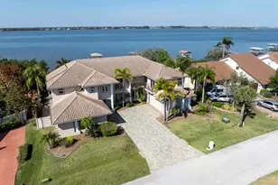 650 Loggerhead Island Dr, Satellite Beach, FL 32937 - Photo 5
