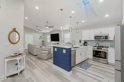 212 Fillmore Avenue, Cape Canaveral, FL 32920 - Photo 9