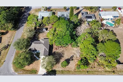 213 Bayshore Avenue NW, Palm Bay, FL 32907 - Photo 31