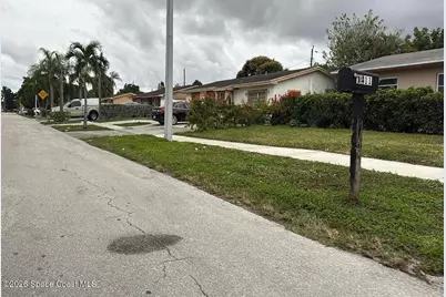 1421 SW 5th Terrace, Deerfield Beach, FL 33441 - Photo 5