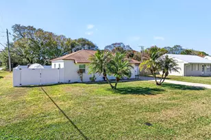 1810 S Park Ave, Melbourne, FL 32901 - Photo 25