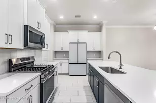 7929 Cache Crk Ln, Melbourne, FL 32940 - Photo 9