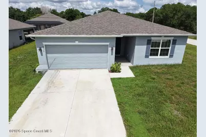 8975 102nd Avenue, Vero Beach, FL 32967 - Photo 1