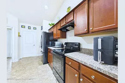 490 Tuloma Avenue SW, Palm Bay, FL 32908 - Photo 9