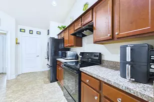 490 Tuloma Ave SW, Palm Bay, FL 32908 - Photo 9