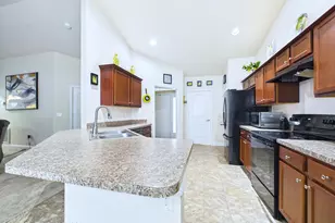 490 Tuloma Ave SW, Palm Bay, FL 32908 - Photo 7