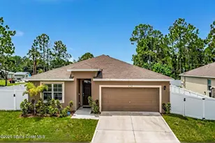 458 SW Haleybury Street SW, Palm Bay, FL 32908 - Photo 1
