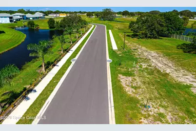 877 Castleford Avenue NE, Palm Bay, FL 32905 - Photo 23