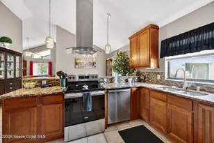 2322 Early Dawn Cir, Melbourne, FL 32935 - Photo 11