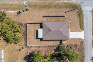 395 Sherman St SE, Palm Bay, FL 32909 - Photo 31