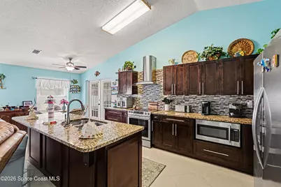 602 Ballon Terrace SE, Palm Bay, FL 32909 - Photo 3