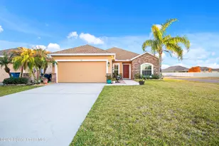 189 Wishing Well Cir SW, Palm Bay, FL 32908 - Photo 1