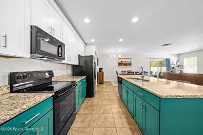 328 Charlotta Avenue SE, Palm Bay, FL 32909 - Photo 7