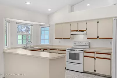 107 Esther Drive, Cocoa Beach, FL 32931 - Photo 15