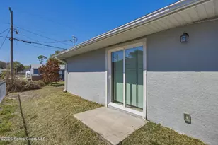 1145 11th Ct SW, Vero Beach, FL 32962 - Photo 15