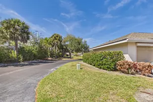 6234 Mirror Lake Manor, Sebastian, FL 32958 - Photo 3