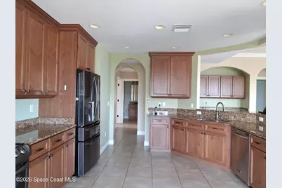 1437 Pineapple Avenue #701, Melbourne, FL 32935 - Photo 15