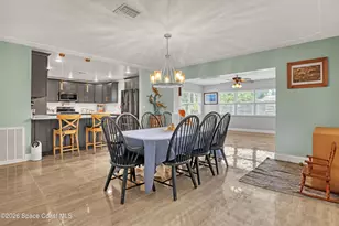 2307 Country Club Rd, Melbourne, FL 32901 - Photo 7