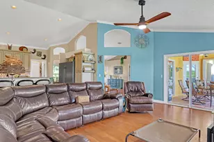 2710 S Courtenay Pkwy, Merritt Island, FL 32952 - Photo 11