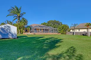 2710 S Courtenay Pkwy, Merritt Island, FL 32952 - Photo 43