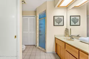 2213 Woodlawn Cir, Melbourne, FL 32934 - Photo 21