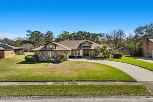 2213 Woodlawn Cir, Melbourne, FL 32934 - Photo 1