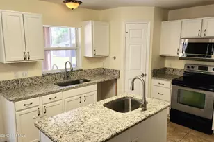 1343 Sorento Cir, Melbourne, FL 32904 - Photo 9