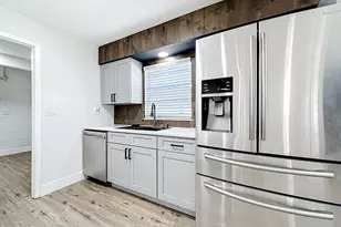 615 Hillcrest Ave, Titusville, FL 32796 - Photo 15