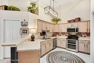 251 Prince William Ct, Satellite Beach, FL 32937 - Photo 9