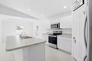 518 Gantry St SW, Palm Bay, FL 32908 - Photo 13