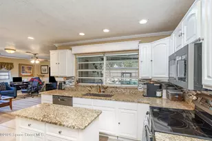 1069 Fairlawn Dr, Rockledge, FL 32955 - Photo 11