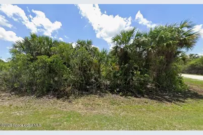 3201 Mockinbird Avenue SW, Palm Bay, FL 32908 - Photo 1