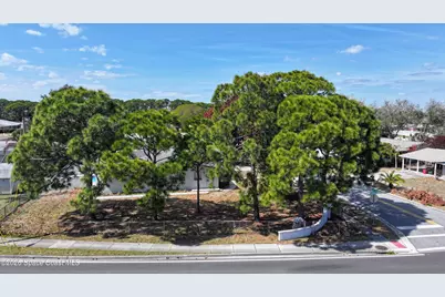 1300 Lester Court, Merritt Island, FL 32952 - Photo 13