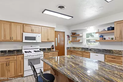 1354 S Stetson Drive, Cocoa, FL 32922 - Photo 7