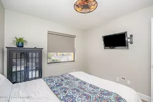 594 N Wickham Rd, Melbourne, FL 32935 - Photo 23